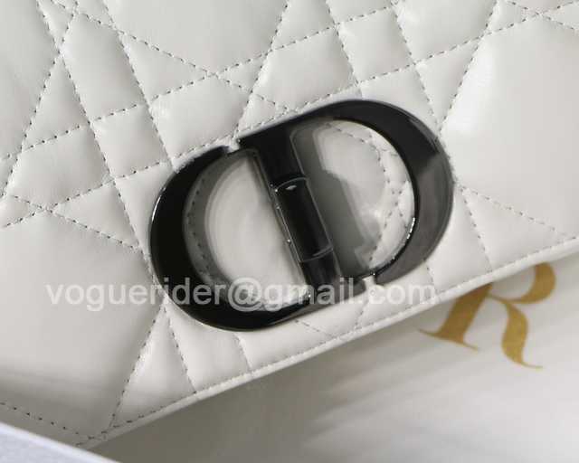 S8016 Caro 20 S8016 Caro 20