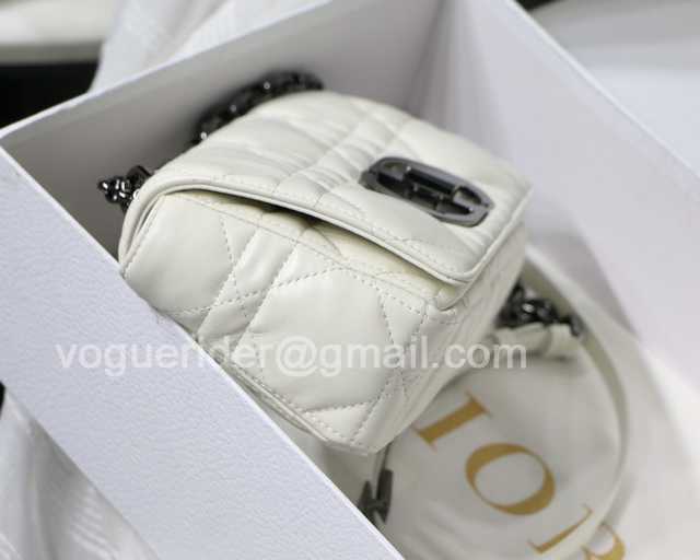 S8016 Caro 20 S8016 Caro 20