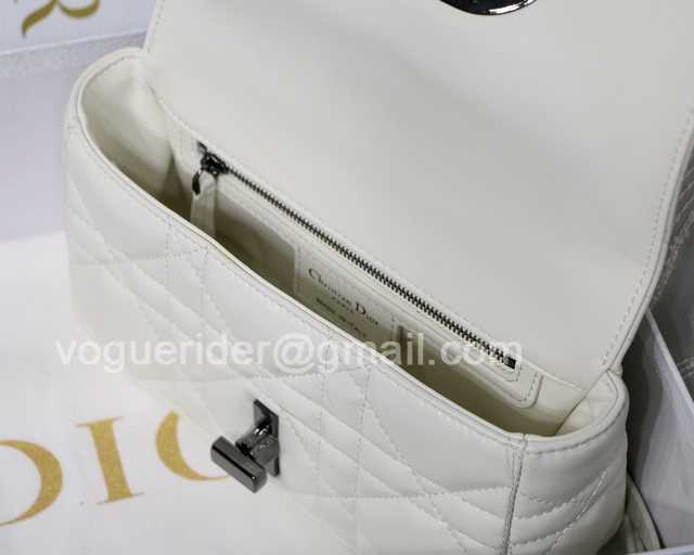 S8016 Caro 20 S8016 Caro 20