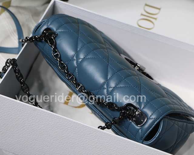 M8017 Caro 25 M8017 Caro 25