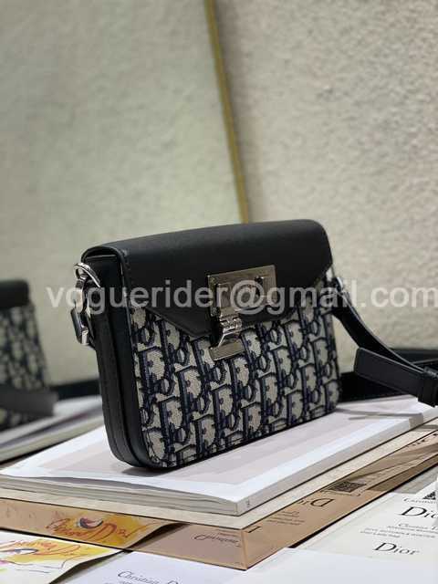 214 Clutch 19 214 Clutch 19