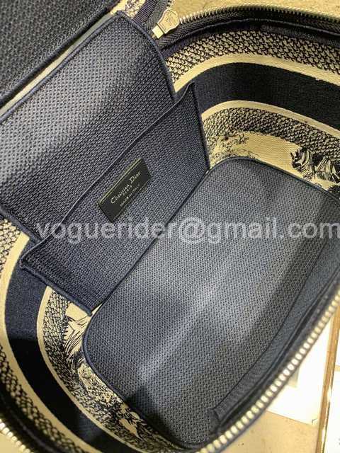 Cosmetic Bag 25 Cosmetic Bag 25