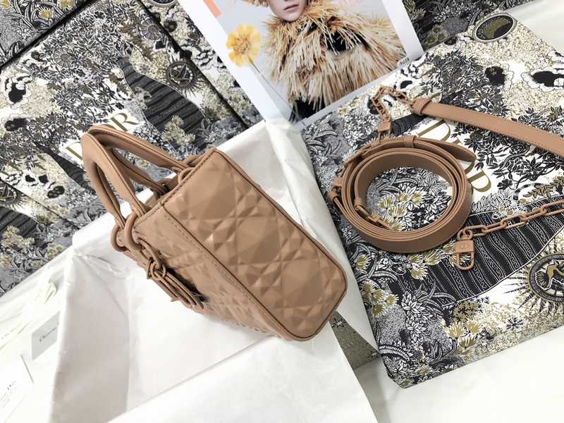 M0540 D-Joy 26 Diamond Pattern M0540 D-Joy 26 Diamond Pattern