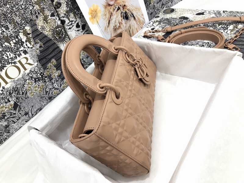 M0540 D-Joy 26 Diamond Pattern M0540 D-Joy 26 Diamond Pattern