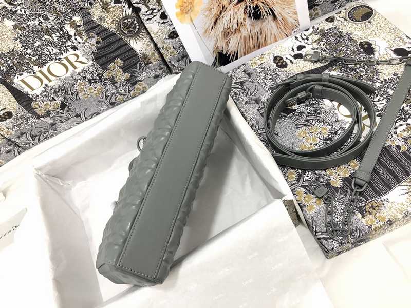 M0540 D-Joy 26 Diamond Pattern M0540 D-Joy 26 Diamond Pattern
