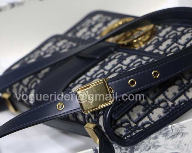 M9030 Oblique 24 M9030 Oblique 24