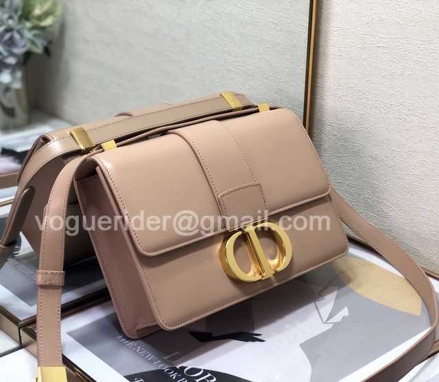 M9030 Leather 24 M9030 Leather 24