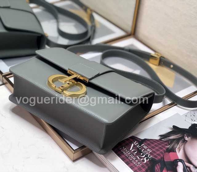 M9030 Leather 24 M9030 Leather 24