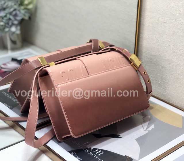 M9030 Leather 24 M9030 Leather 24