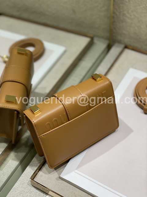 1210 Leather 15 1210 Leather 15