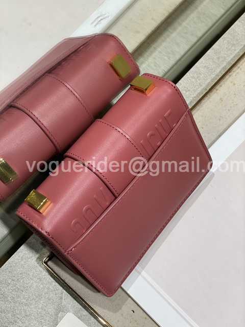 1210 Leather 15 1210 Leather 15