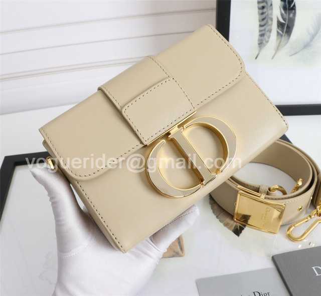 6713-1 Enamel Mini Box 17 6713-1 Enamel Mini Box 17