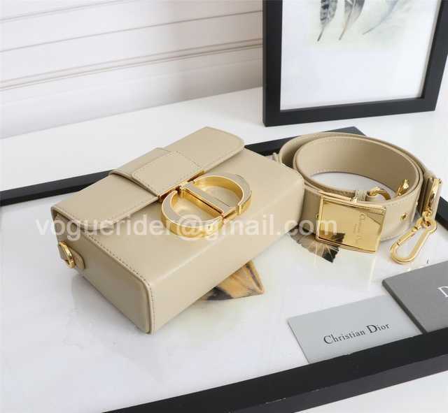 6713-1 Enamel Mini Box 17 6713-1 Enamel Mini Box 17