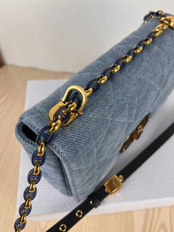 M9242 Caro 25 Denim M9242 Caro 25 Denim