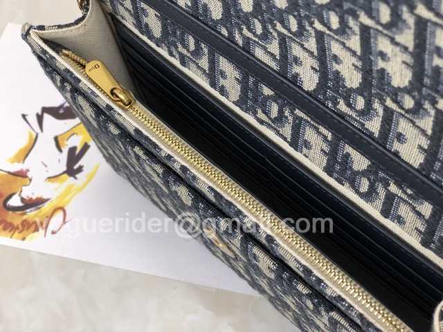 2209-1 chain bag 22 2209-1 chain bag 22