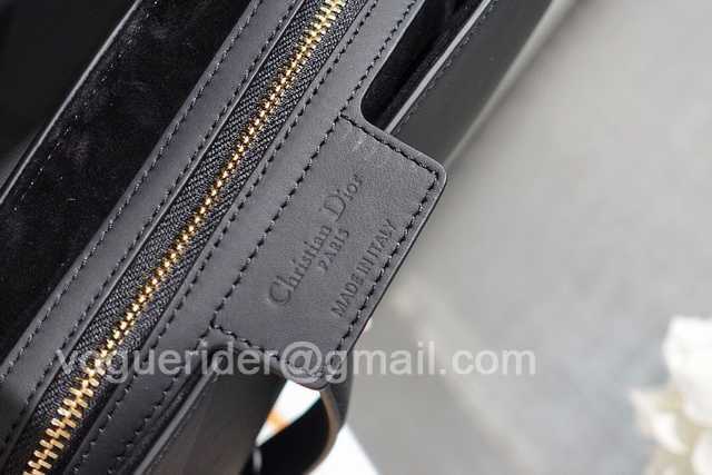 M0446 25 leather matte M0446 25 leather matte