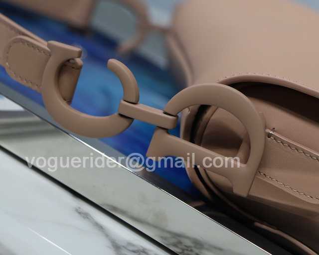 M0446 25 leather matte M0446 25 leather matte