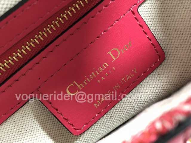 M0446 25 Embroidery M0446 25 Embroidery
