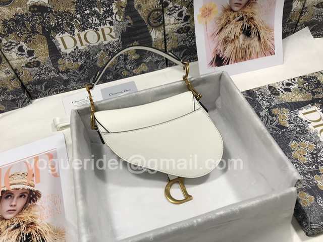 M0447 19 Leather M0447 19 Leather