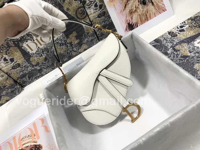 M0447 19 Leather M0447 19 Leather