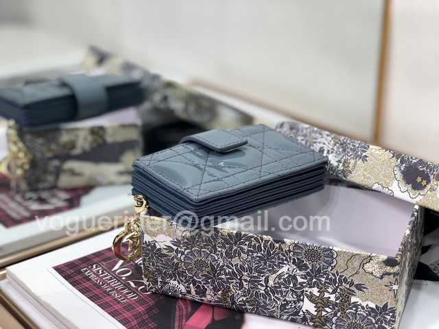 2236 Card Holder 10 2236 Card Holder 10