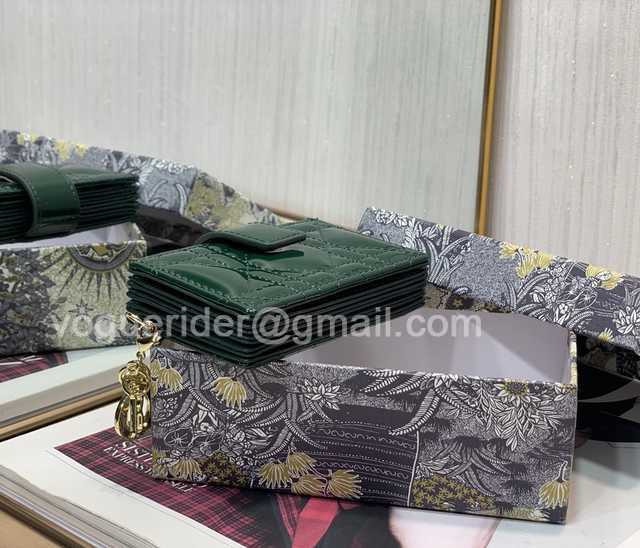 2236 Card Holder 10 2236 Card Holder 10