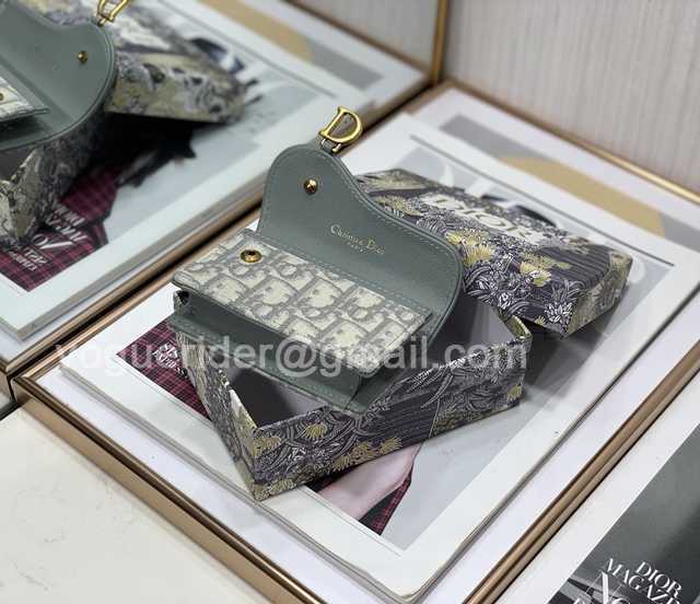 2220 Saddle Card Holder 10 2220 Saddle Card Holder 10