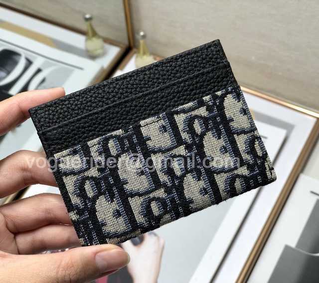 2263 Card Holder Oblique 2263 Card Holder Oblique
