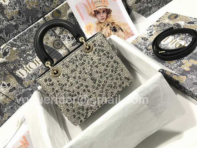 M0565 Embroidery 24 M0565 Embroidery 24