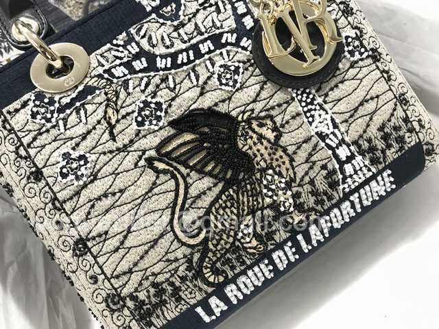 M0565 Embroidery 24 M0565 Embroidery 24