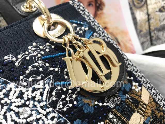 M0565 Embroidery 24 M0565 Embroidery 24