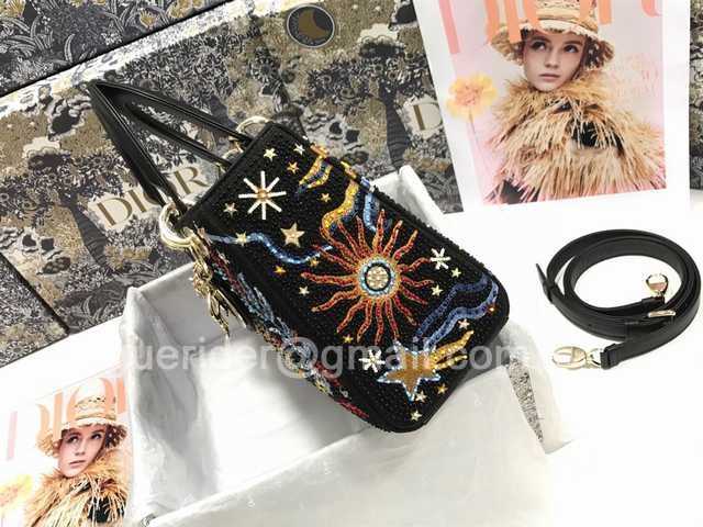 M0565 Embroidery 24 M0565 Embroidery 24