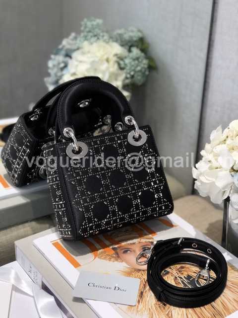 770150 Velvet Mini 17 770150 Velvet Mini 17