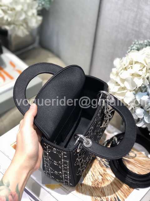 770150 Velvet Mini 17 770150 Velvet Mini 17