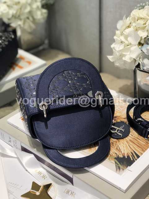 770150 Velvet Mini 17 770150 Velvet Mini 17