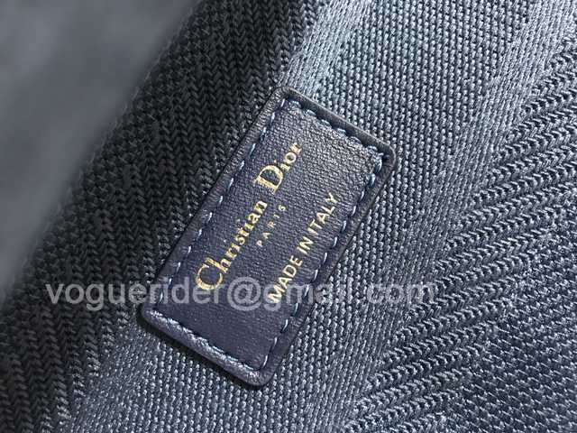 M0565 Fabric 24 M0565 Fabric 24