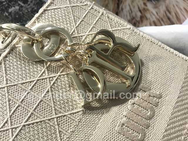 M0565 Fabric 24 M0565 Fabric 24