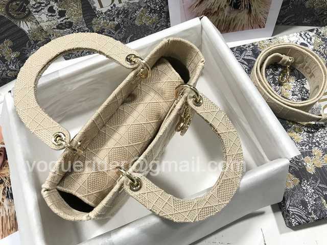 M0565 Fabric 24 M0565 Fabric 24