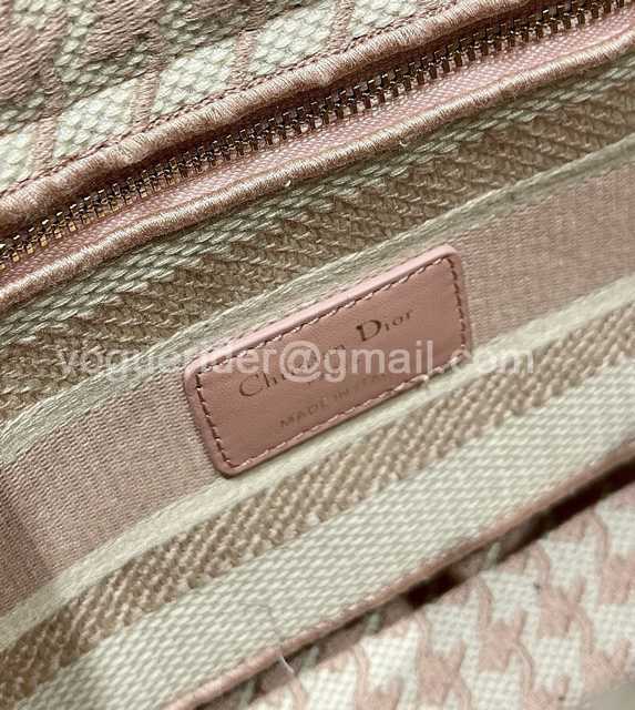 24 D-Lite Reverse 24 D-Lite Reverse