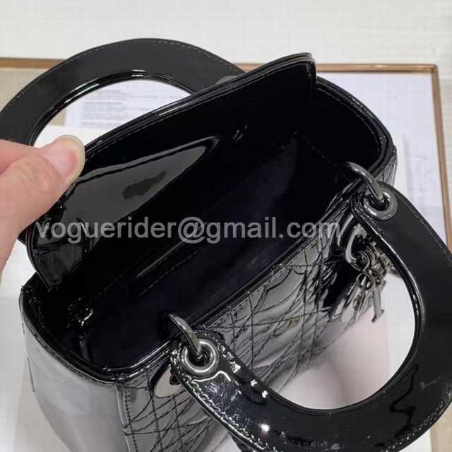 8203A Mini 17 Patent Leather 8203A Mini 17 Patent Leather