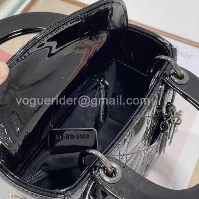 8203A Mini 17 Patent Leather 8203A Mini 17 Patent Leather