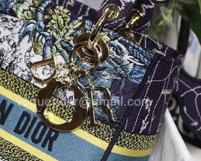 M8002 Embroidery 24 M8002 Embroidery 24