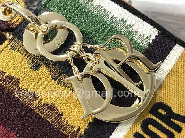 M0565 Embroidery 24 M0565 Embroidery 24