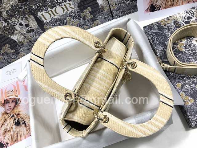 M0565 Embroidery 24 M0565 Embroidery 24