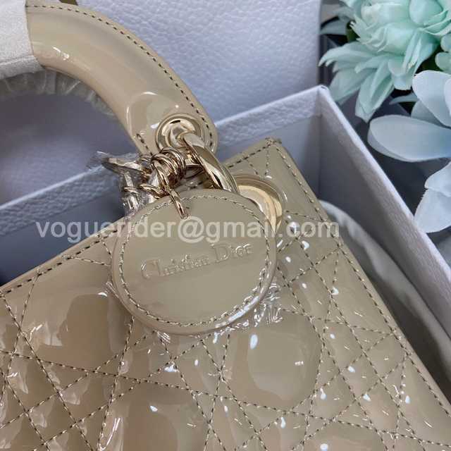 8203A Mini 17 Patent Leather 8203A Mini 17 Patent Leather