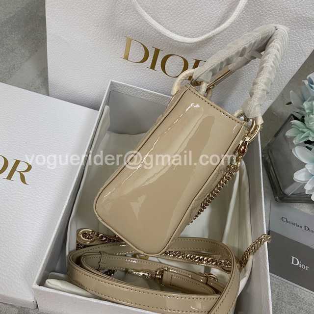 8203A Mini 17 Patent Leather 8203A Mini 17 Patent Leather