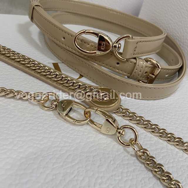 8203A Mini 17 Patent Leather 8203A Mini 17 Patent Leather