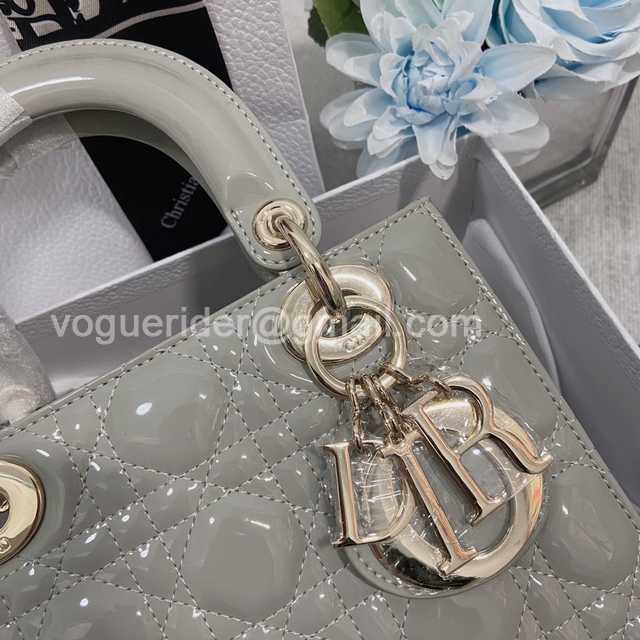 2241A 4L Patent Leather 20 2241A 4L Patent Leather 20