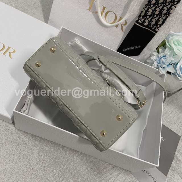 2241A 4L Patent Leather 20 2241A 4L Patent Leather 20