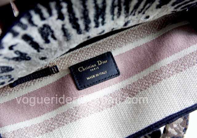 M8002 Embroidery 24 M8002 Embroidery 24